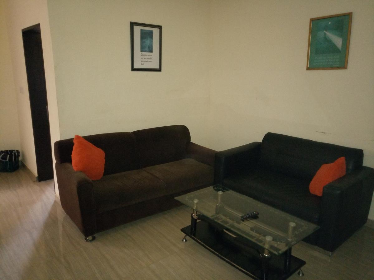 Hotel Benizia Asaba Exterior foto